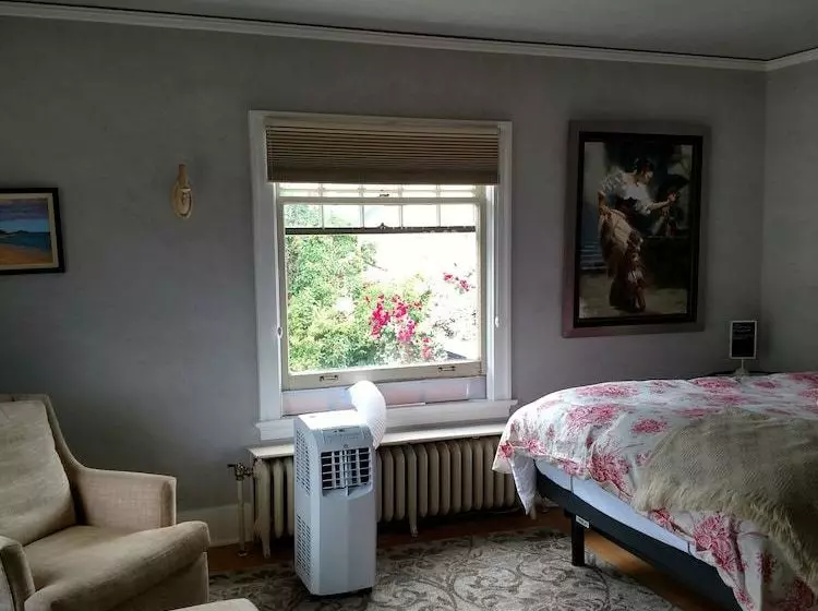 Aamiaismajoitus (B&B) The Stang Manor