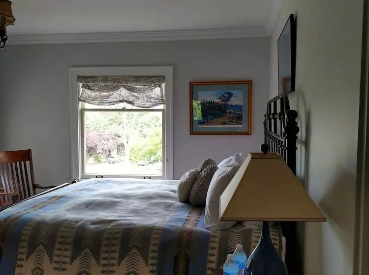 Aamiaismajoitus (B&B) The Stang Manor