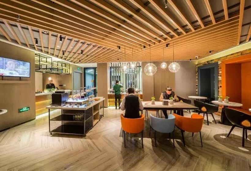 Hotelli Atour Light Harbin Central Street