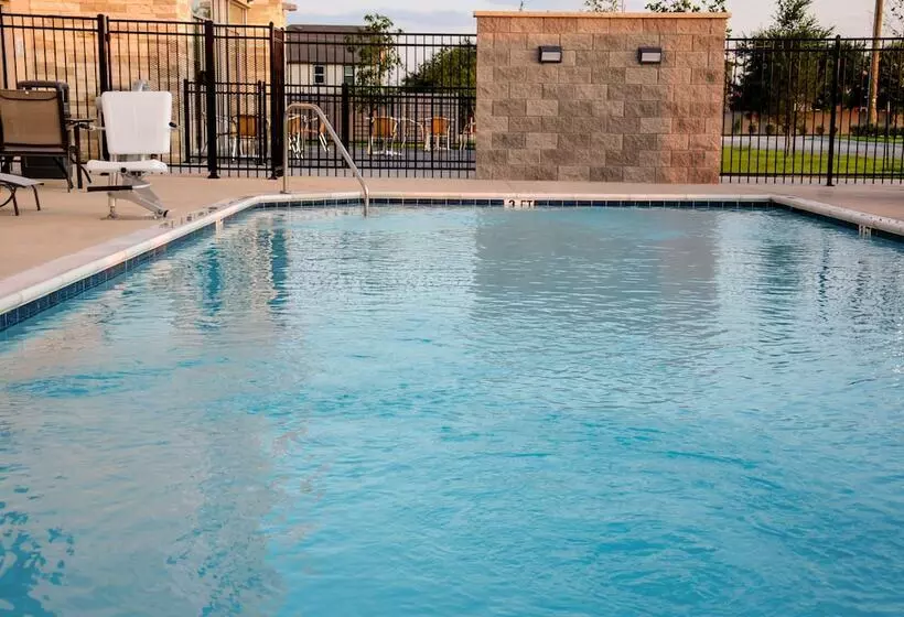 Hotelli Holiday Inn Express & Suites Taylor, An Ihg