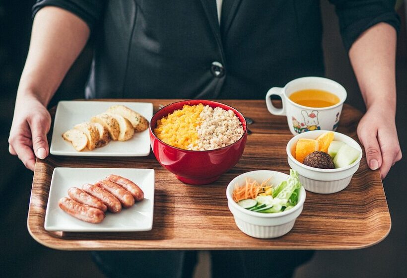 فندق Kitanoniwa The Kuretakeso