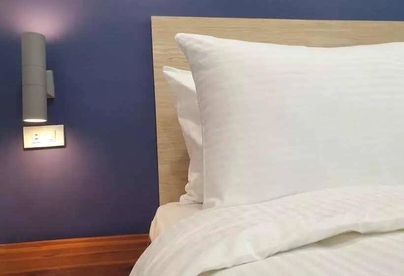 هتل Leez Inn Makati