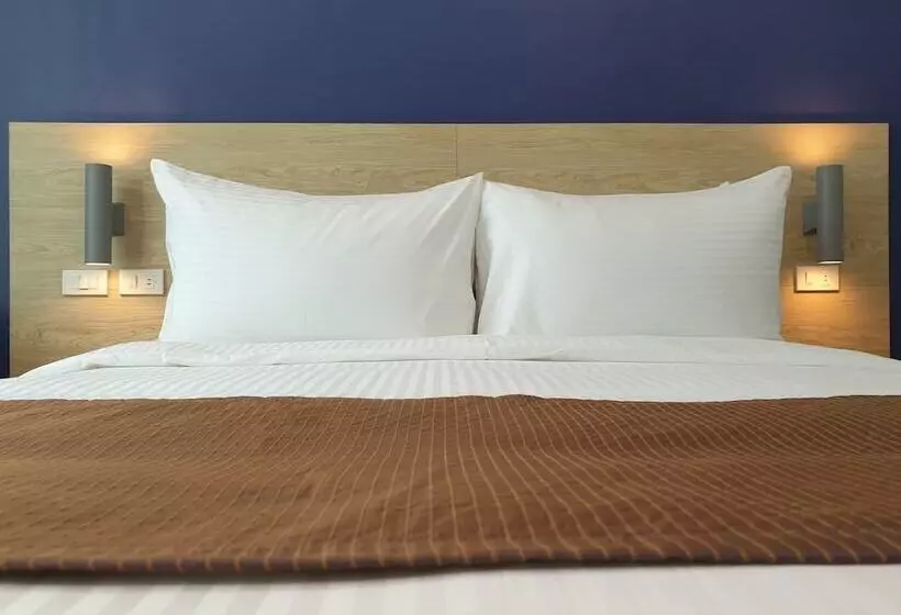 هتل Leez Inn Makati