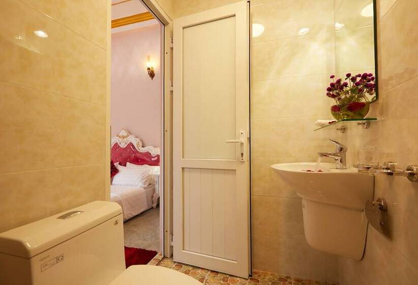 هتل Lucky Budda Inn Villa