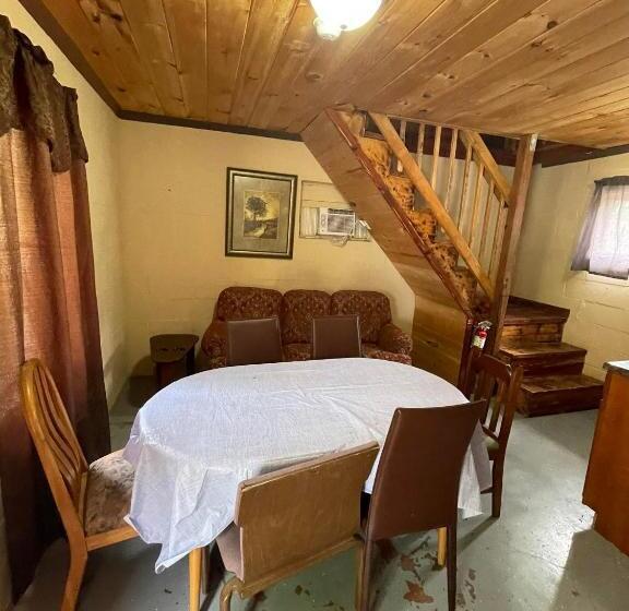 فندق Meramec River Resort