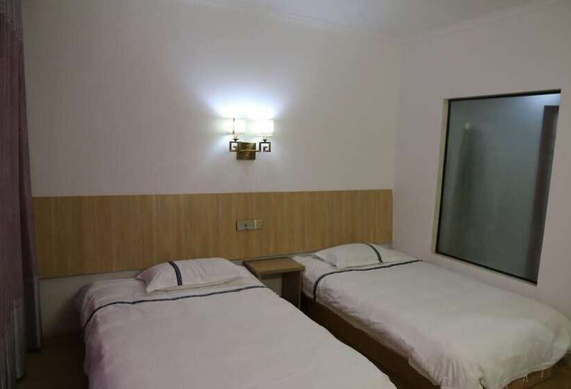 Otel Wuyishan City Chun Hui Traders