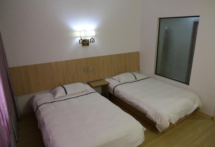 Otel Wuyishan City Chun Hui Traders