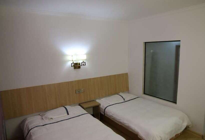 Otel Wuyishan City Chun Hui Traders