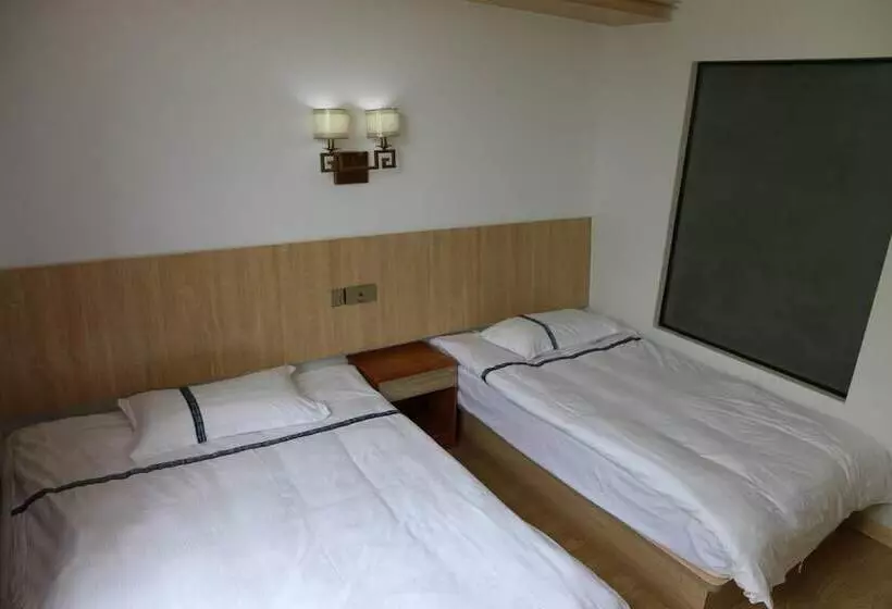 Hotelli Wuyishan City Chun Hui Traders