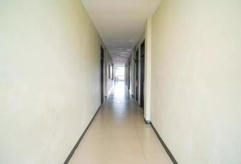ペンション Sans Hotel Zam Zam Syariah Palangkaraya