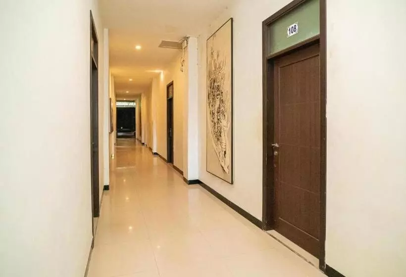 ペンション Sans Hotel Zam Zam Syariah Palangkaraya