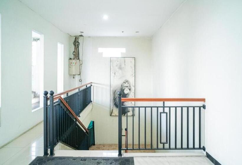 پانسیون Sans Hotel Zam Zam Syariah Palangkaraya