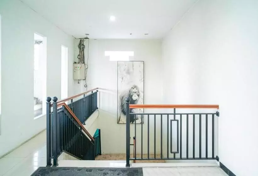 ペンション Sans Hotel Zam Zam Syariah Palangkaraya