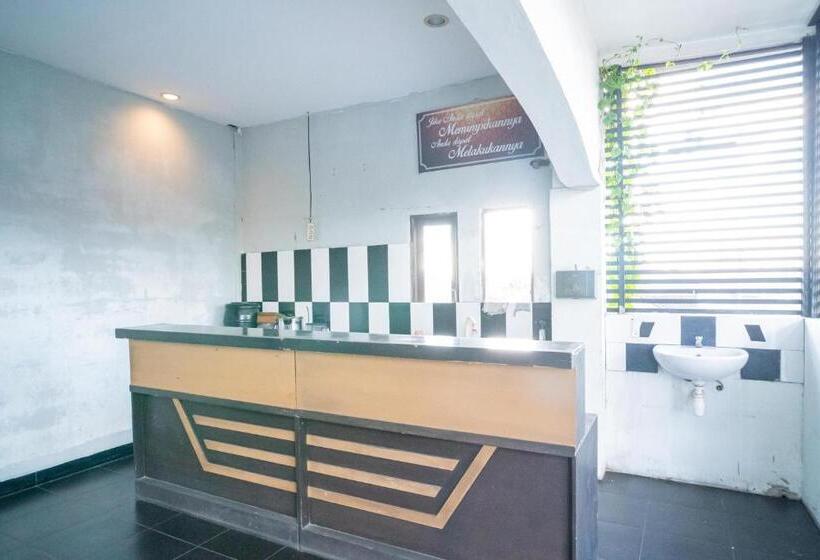 پانسیون Sans Hotel Zam Zam Syariah Palangkaraya