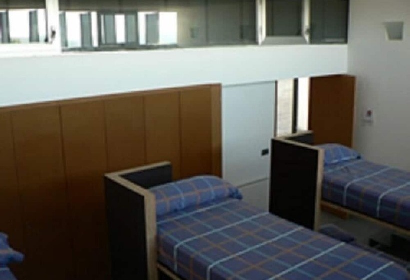 Albergue De La Via De La Plata   Hostel