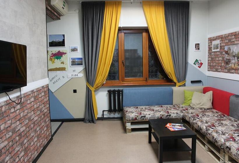 Boutique Hostel Be Happy