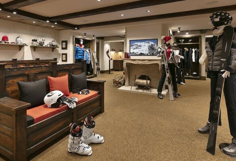 בית מלון כפרי Airelles Val D Isère