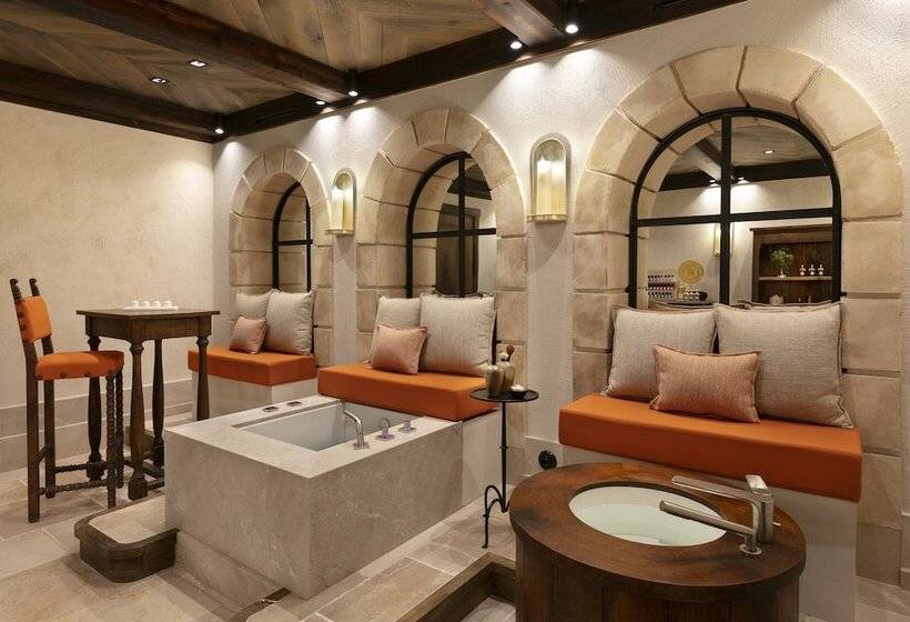 בית מלון כפרי Airelles Val D Isère