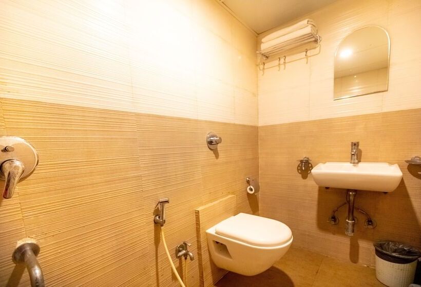 Hotel Apex International