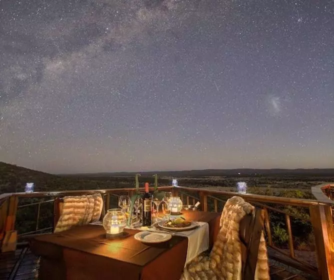 هتل Etosha Mountain Lodge