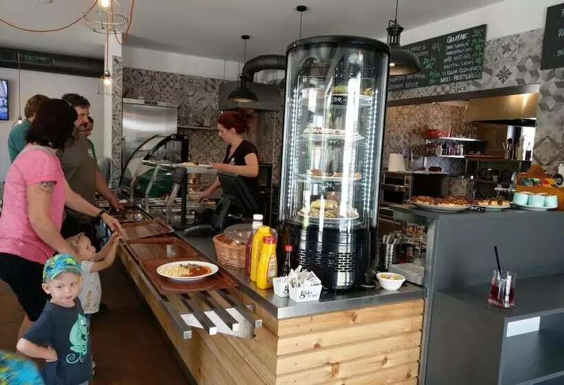 ホテル Penzion A Bistro Dílna