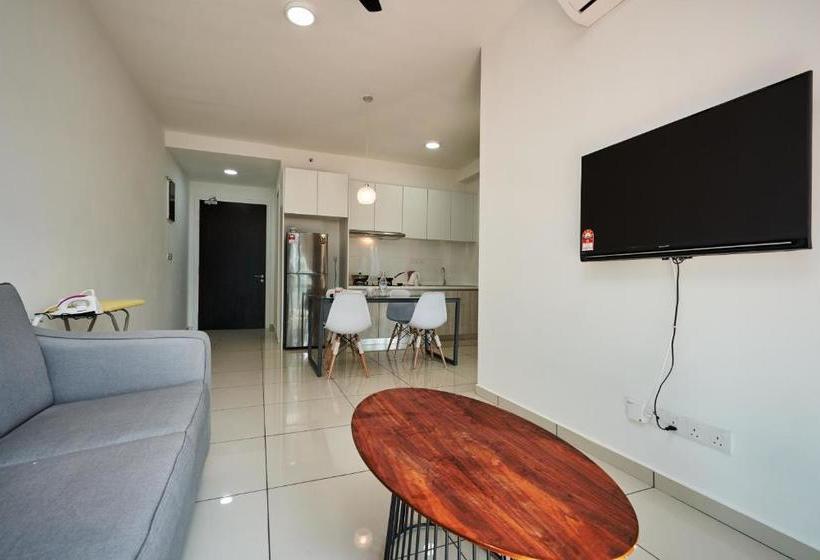 Oyo Home 1135 Magnificent 1br Kenwingston