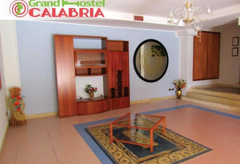 پانسیون Grand Hostel Calabria