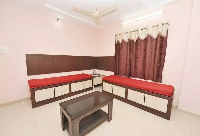 ペンション Shree Lakshmi Guest House