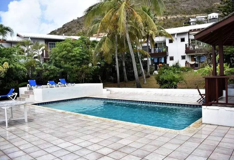 Tamarind Hotel Suite