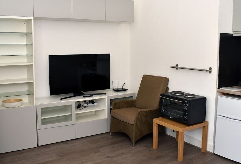 Tamarind Hotel Suite