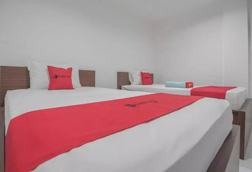 ペンション Reddoorz Near Living Plaza Balikpapan