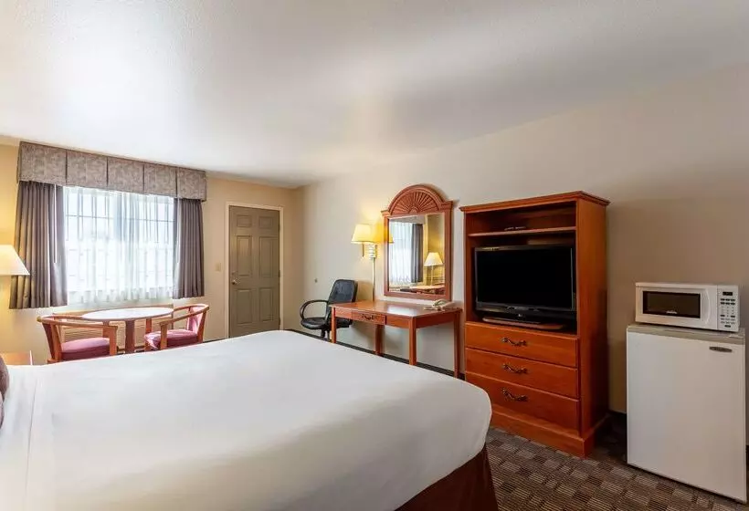Hotelli Americas Best Value Inn Burns