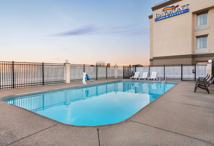 فندق Spark By Hilton Evansville East, In