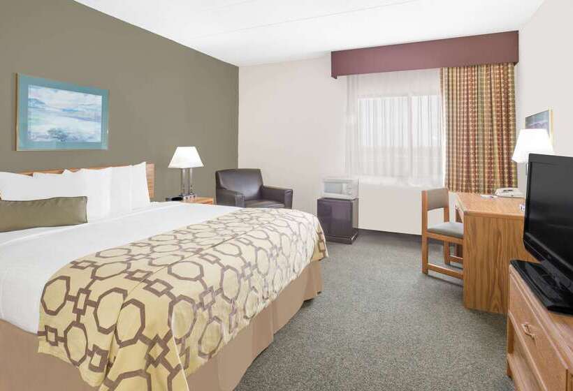 酒店 Baymont By Wyndham Janesville