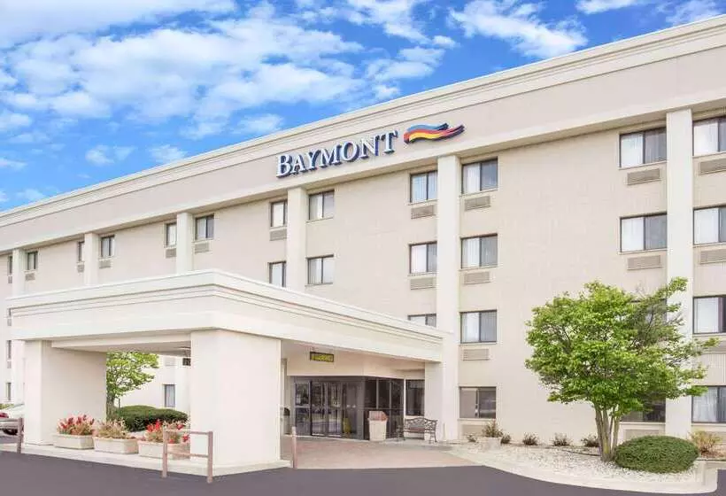 فندق Baymont By Wyndham Janesville