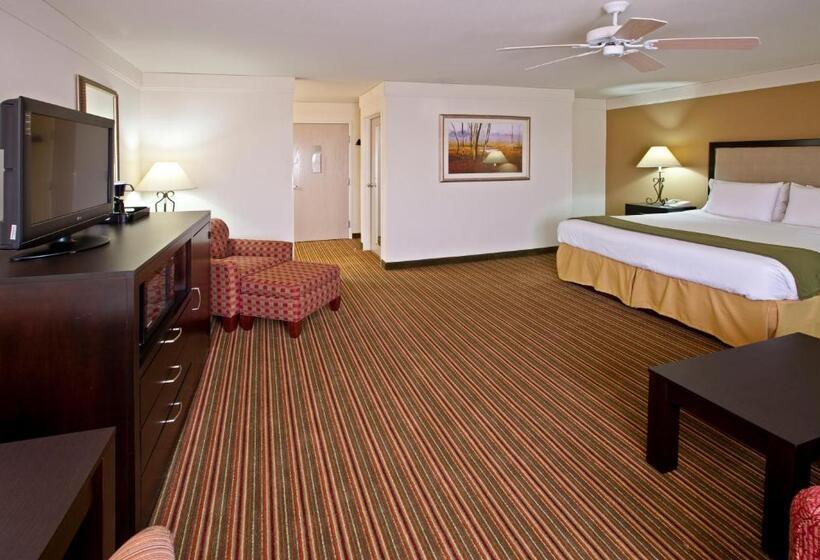 فندق Baymont By Wyndham Litchfield