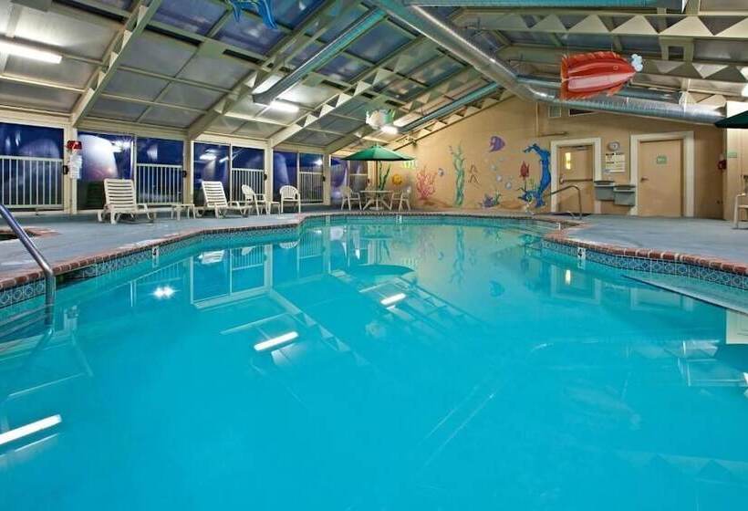 فندق Baymont By Wyndham Litchfield