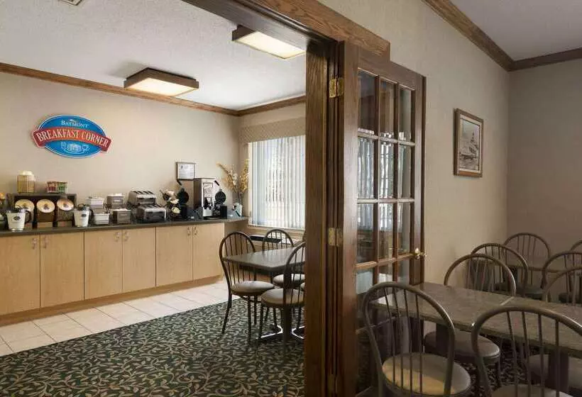 酒店 Baymont By Wyndham Mackinaw City