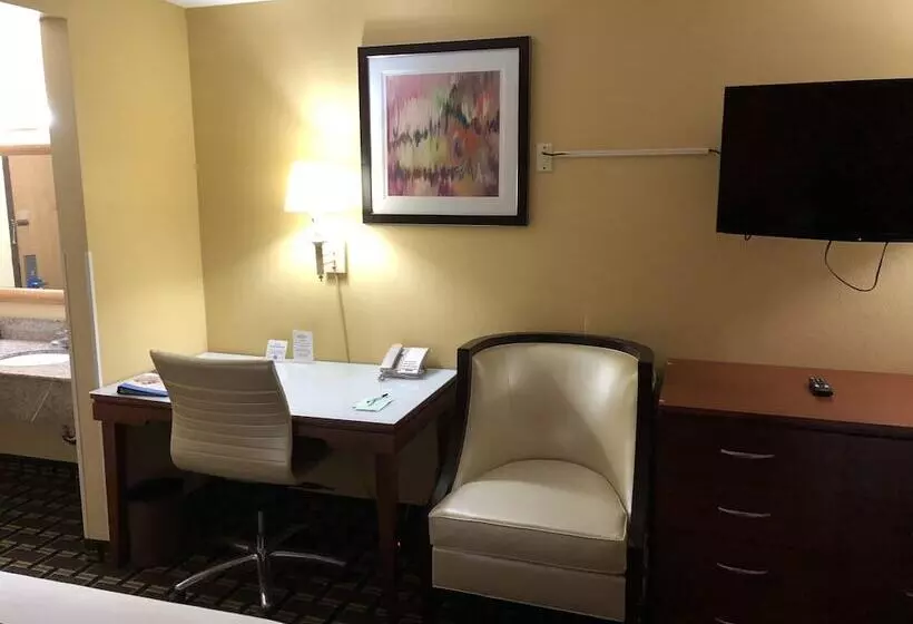 ホテル Baymont By Wyndham Springfield Il