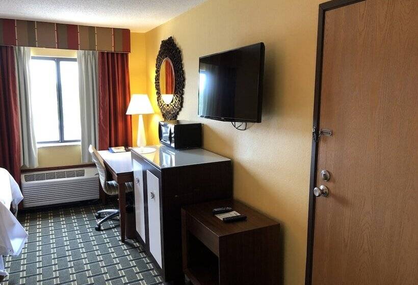 فندق Baymont By Wyndham Springfield Il