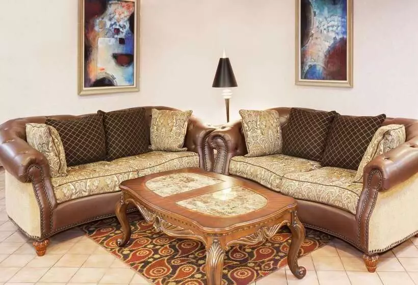 酒店 Baymont By Wyndham St. Joseph/stevensville