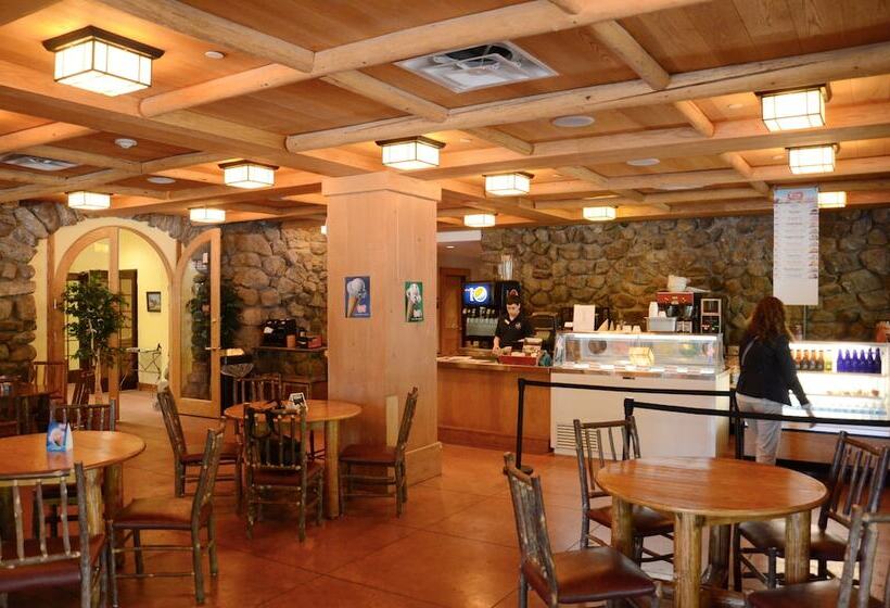 فندق Overlook Lodge And Stone Cottages At Bear Mountain