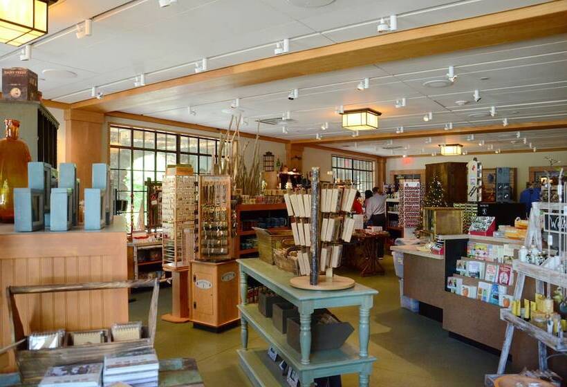 فندق Overlook Lodge And Stone Cottages At Bear Mountain