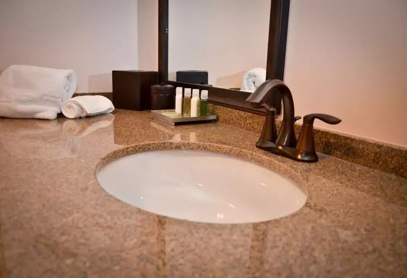 ホテル Overlook Lodge And Stone Cottages At Bear Mountain