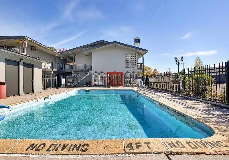 OYO Hotel Shreveport Airport North