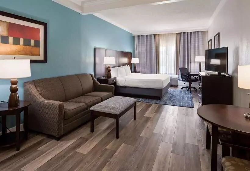 호텔 Best Western Plus Ambassador Suites