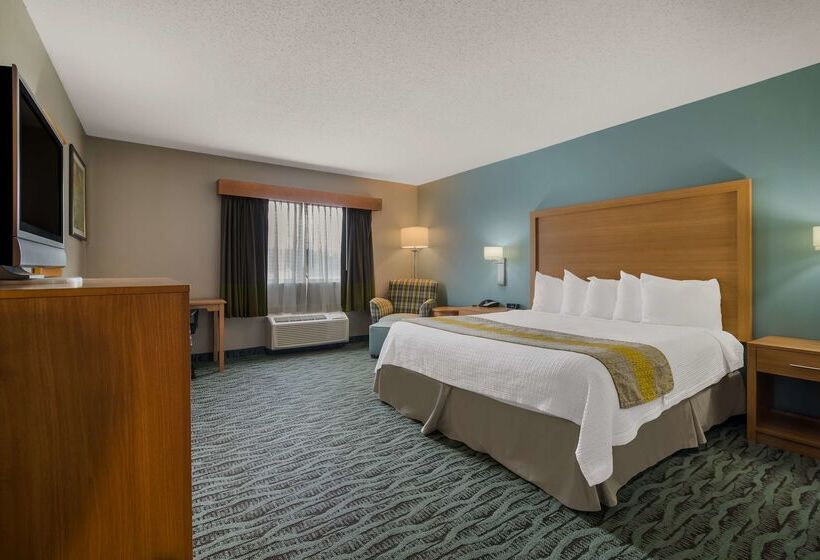 فندق Best Western Plus Executive Court Inn & Conference Center