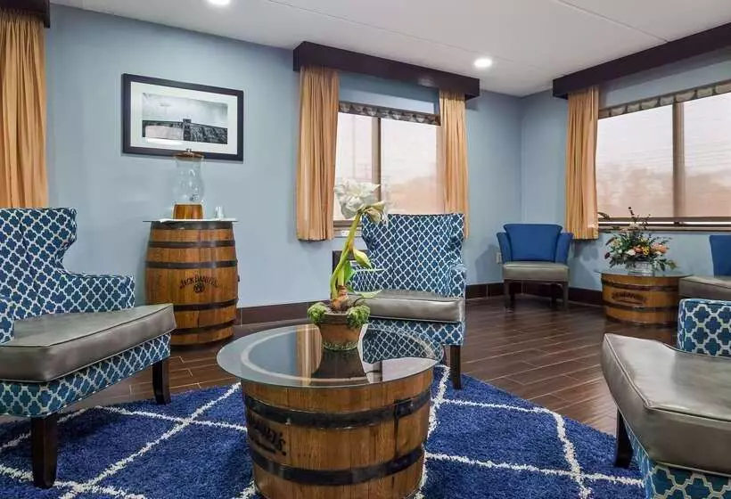 فندق Best Western Shelbyville Inn And Suites Celebration Inn