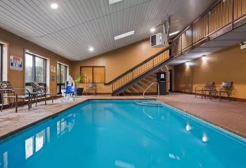 فندق Best Western Shelbyville Inn And Suites Celebration Inn