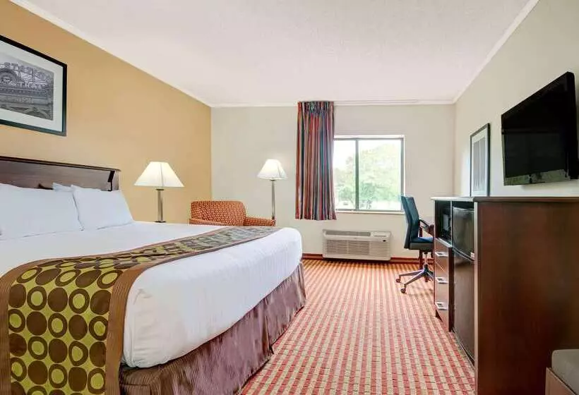 호텔 Days Inn & Suites By Wyndham Kansas City   Chiefs Arrowhead Stadium